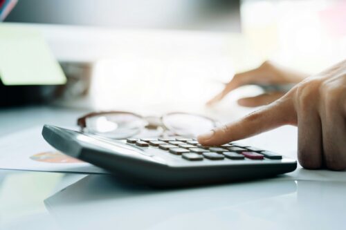 최대 300만원 공제? 2026 중고차 연말정산 소득공제 받는 팁